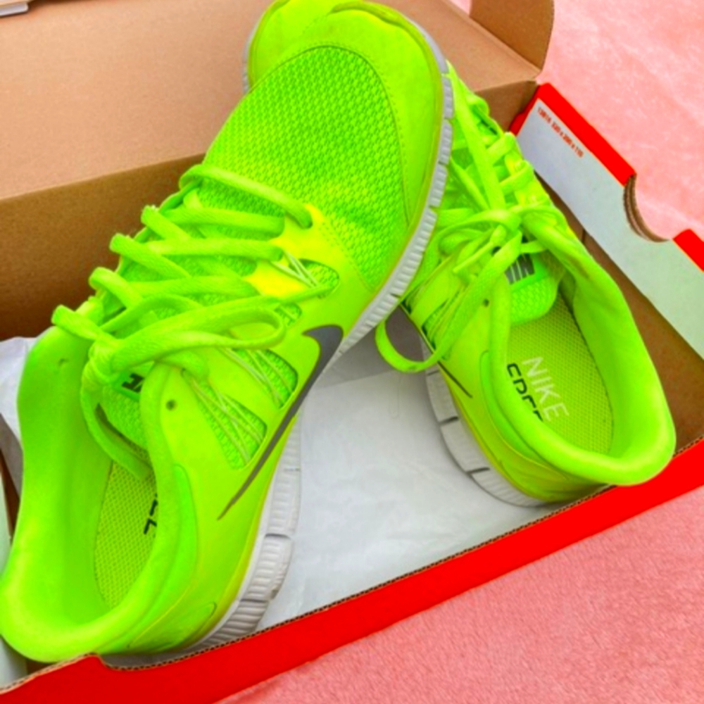 Womens Nike Free Run 5.0 Volt